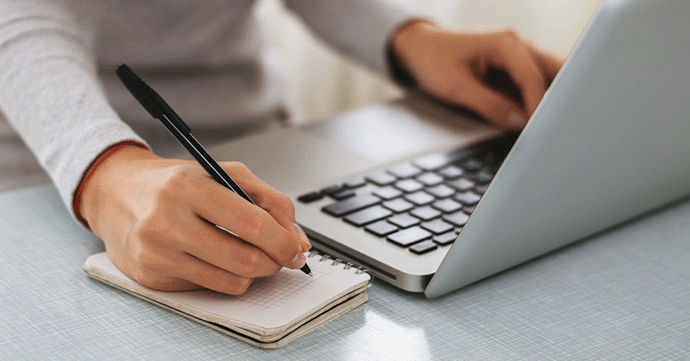 note taking by laptop